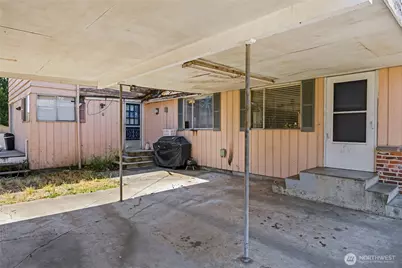 13041 SE 208th Street, Kent, WA 98031 - Photo 8