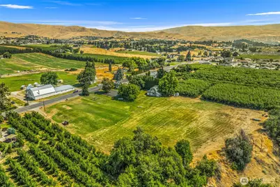 1105 Easy Street, Wenatchee, WA 98801 - Photo 1