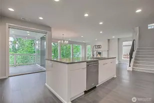 18823 128th St E, Bonney Lake, WA 98391 - Photo 8