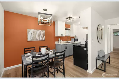 4111 Whitman Avenue N #205, Seattle, WA 98103 - Photo 8