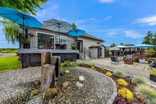 17645 McLean Rd, Mount Vernon, WA 98273 - Photo 2