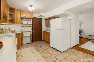 225 32nd Ave E, Seattle, WA 98112 - Photo 20