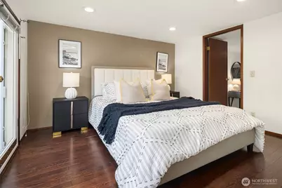 225 32nd Avenue E, Seattle, WA 98112 - Photo 22
