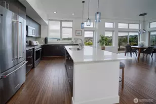 50 Pine St, Edmonds, WA 98020 - Photo 10