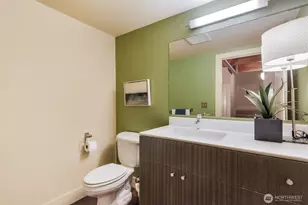 530 Broadway E, Seattle, WA 98012 - Photo 20