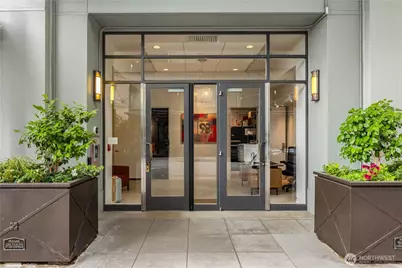 98 Union Street #709, Seattle, WA 98101 - Photo 2