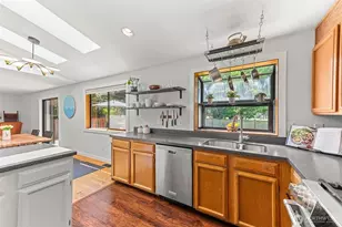 325 NE 4th St, North Bend, WA 98045 - Photo 14