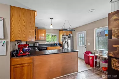13315 Valley Avenue E, Sumner, WA 98390 - Photo 12