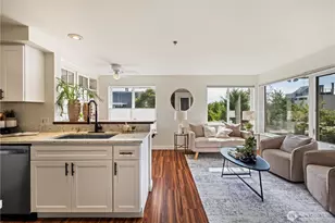 3648 Whitman Ave N, Seattle, WA 98103 - Photo 8