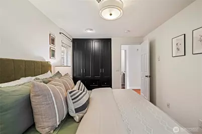 3648 Whitman Avenue N #C101, Seattle, WA 98103 - Photo 14