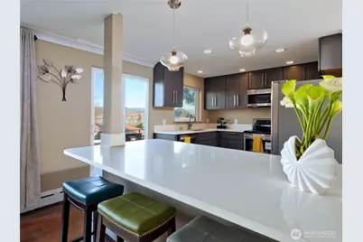 7809 S Sunnyrest Road, Seattle, WA 98178 - Photo 12