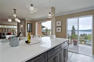 7809 S Sunnyrest Rd, Seattle, WA 98178 - Photo 14