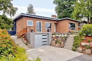 7809 S Sunnyrest Rd, Seattle, WA 98178 - Photo 1
