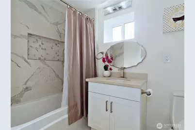 7809 S Sunnyrest Road, Seattle, WA 98178 - Photo 6