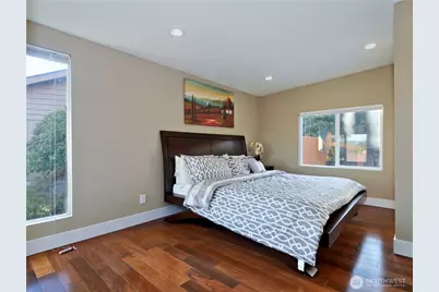 7809 S Sunnyrest Road, Seattle, WA 98178 - Photo 8