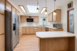 2101 S 324th St, Federal Way, WA 98003 - Photo 8