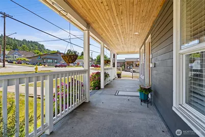 381 S Market Boulevard, Chehalis, WA 98532 - Photo 8
