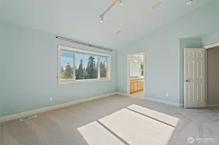11633 SE 76th Ct, Newcastle, WA 98056 - Photo 14