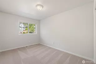 11633 SE 76th Ct, Newcastle, WA 98056 - Photo 24