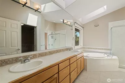 11633 SE 76th Court, Newcastle, WA 98056 - Photo 16