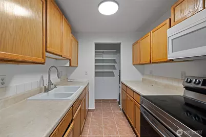 15280 Macadam Road S #E-101, Seattle, WA 98188 - Photo 12