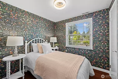 18218 Palatine Avenue N, Shoreline, WA 98133 - Photo 16
