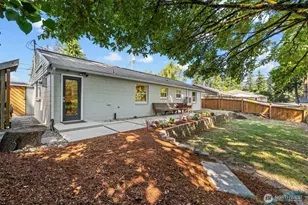 18218 Palatine Ave N, Shoreline, WA 98133 - Photo 24