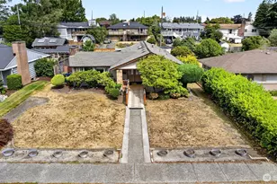 2323 N Highland St, Tacoma, WA 98406 - Photo 2