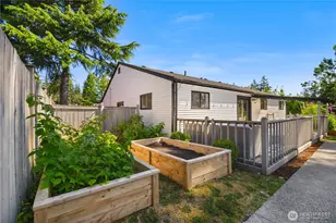 6716 Penny Ln, Lynnwood, WA 98036 - Photo 30