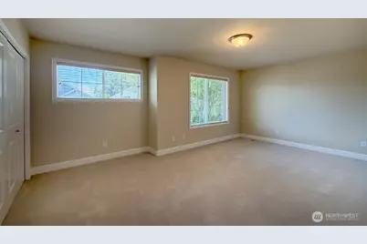 913 273rd Place SE, Sammamish, WA 98075 - Photo 32