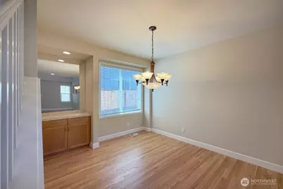 913 273rd Place SE, Sammamish, WA 98075 - Photo 6