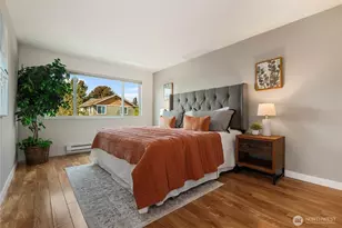 215 N 120th St, Seattle, WA 98133 - Photo 16