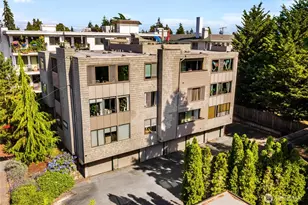 215 N 120th St, Seattle, WA 98133 - Photo 26