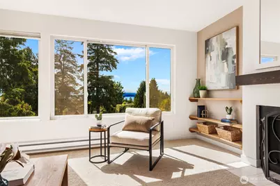 215 N 120th Street #301, Seattle, WA 98133 - Photo 2