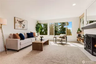 215 N 120th St, Seattle, WA 98133 - Photo 4