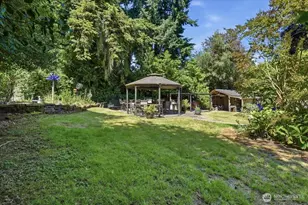 15621 84th Ave NE, Kenmore, WA 98028 - Photo 14