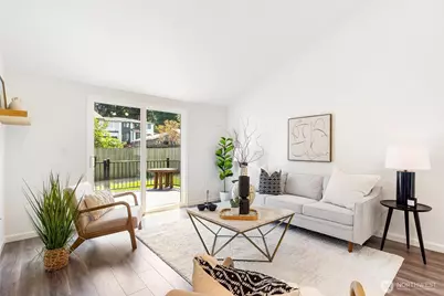 732 126th Avenue NE #109, Bellevue, WA 98005 - Photo 12