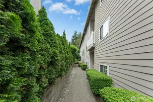 1132 N 198th St, Shoreline, WA 98133 - Photo 2
