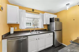 1132 N 198th St, Shoreline, WA 98133 - Photo 8