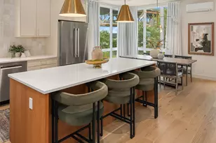 454 NE 40th St, Seattle, WA 98105 - Photo 6