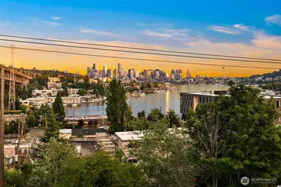 454 NE 40th Street, Seattle, WA 98105 - Photo 36