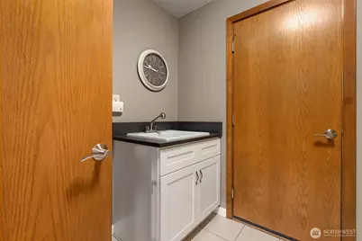 19318 SE 328th Place, Kent, WA 98042 - Photo 18