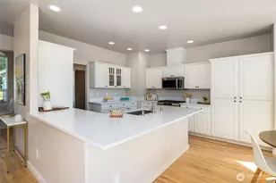 9924 Sunset Dr, La Conner, WA 98257 - Photo 8
