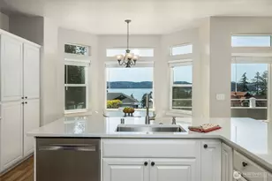 9924 Sunset Dr, La Conner, WA 98257 - Photo 2