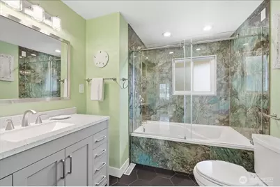 1724 N Narrows Drive, Tacoma, WA 98406 - Photo 14