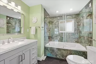 1724 N Narrows Dr, Tacoma, WA 98406 - Photo 14