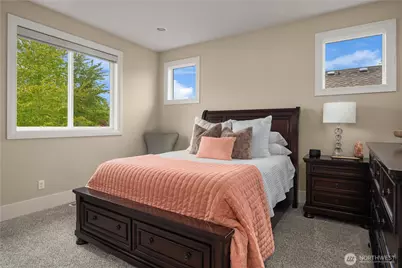1527 Lyons Avenue NE, Renton, WA 98059 - Photo 26