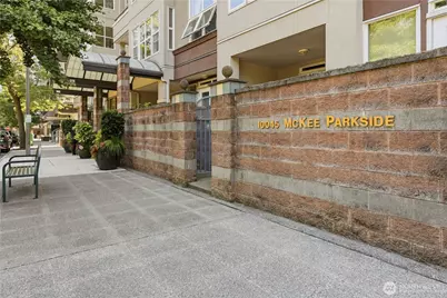 10045 NE 1st Street #327, Bellevue, WA 98004 - Photo 4