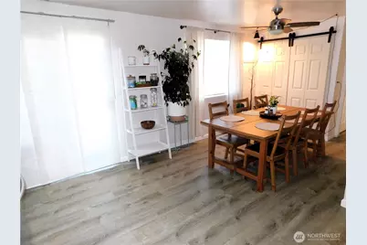 4301 S 4th Avenue, Everett, WA 98203 - Photo 8