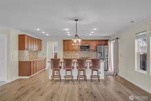 9311 179th St E, Puyallup, WA 98375 - Photo 8